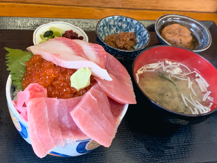 浜めし 銚子　海鮮丼ランチ