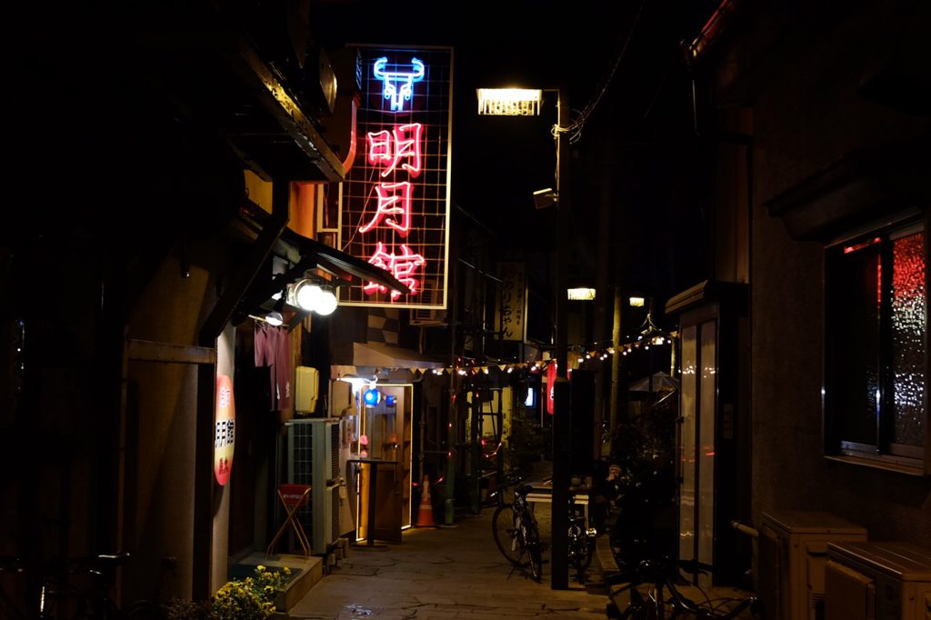 松本の夜街風景