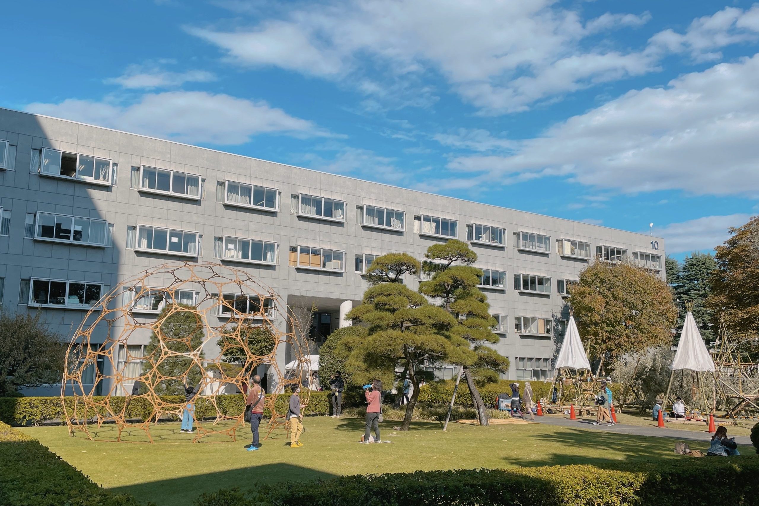 芸術祭01 キャンパス